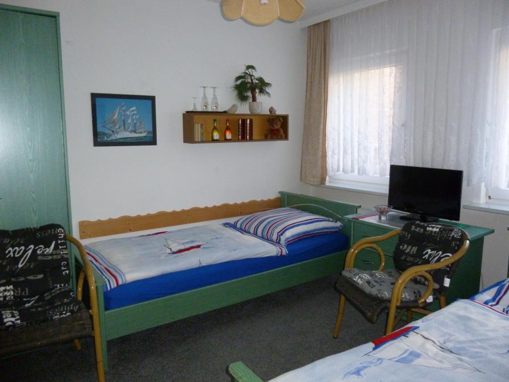 Pension Am Peeneufer Ug Wolgast Habitación foto