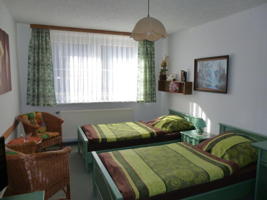 Pension Am Peeneufer Ug Wolgast Habitación foto